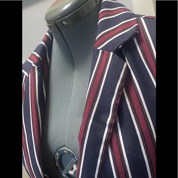 👻Striped Blazer - Picture 6 of 6